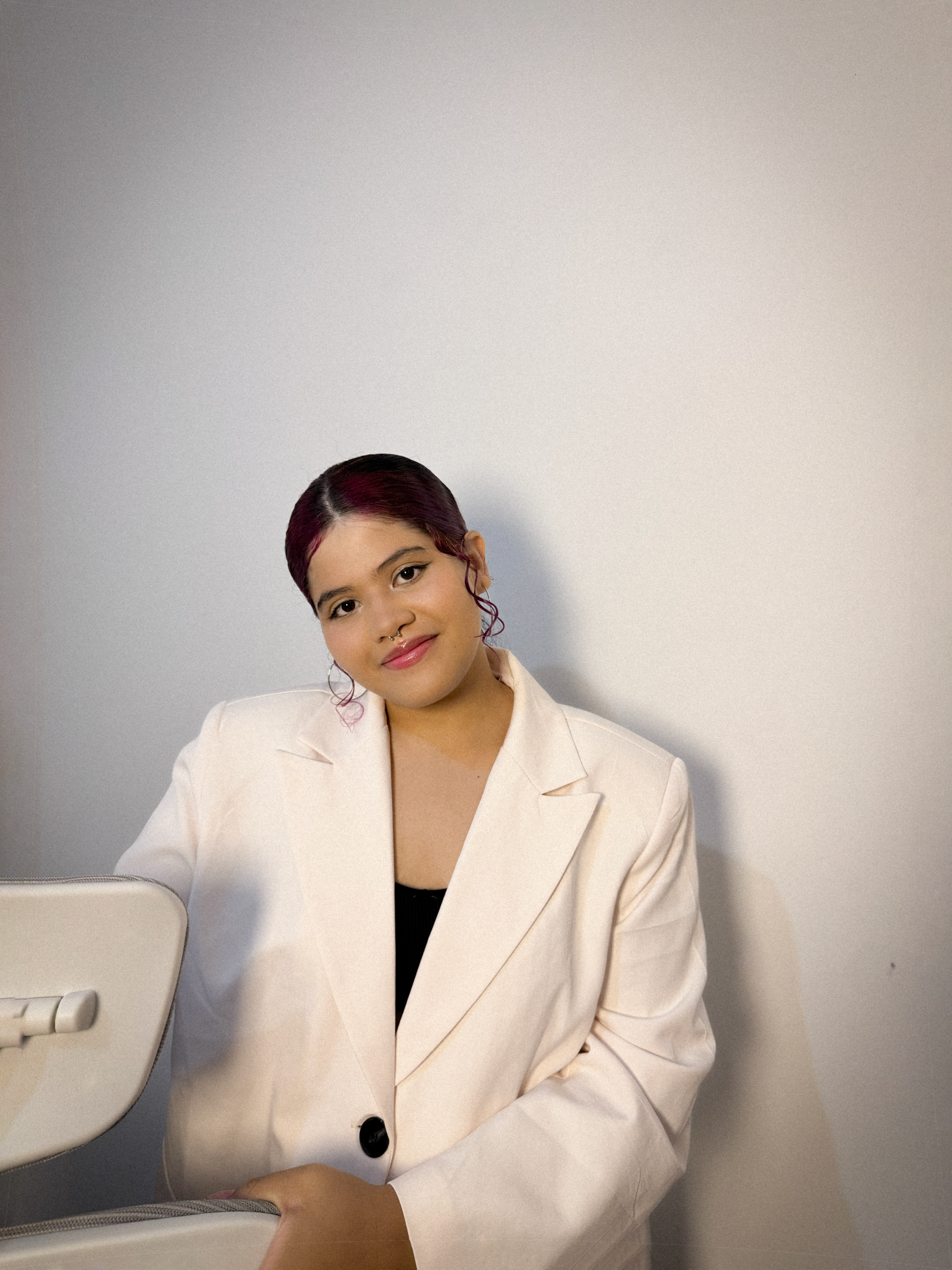 FLAVIA PERFIL-2